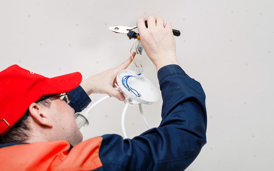 électricien installateur Plaisir